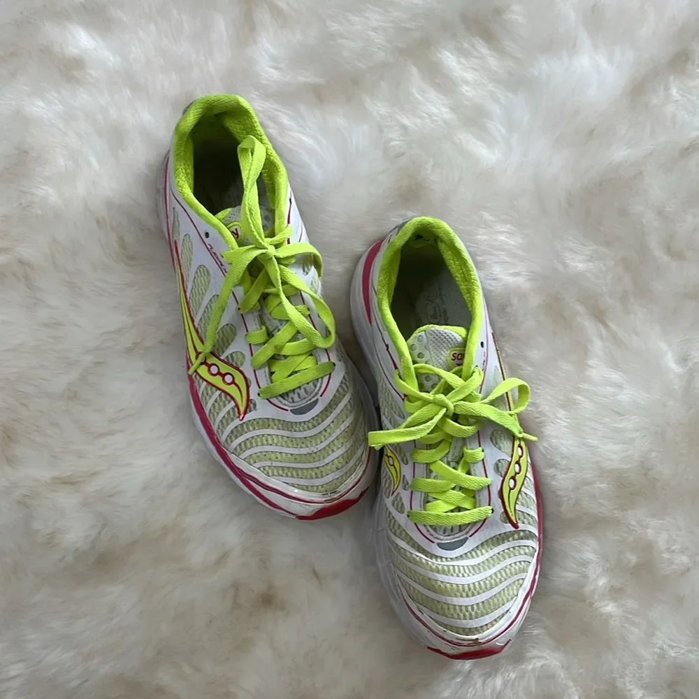 Saucony see photos